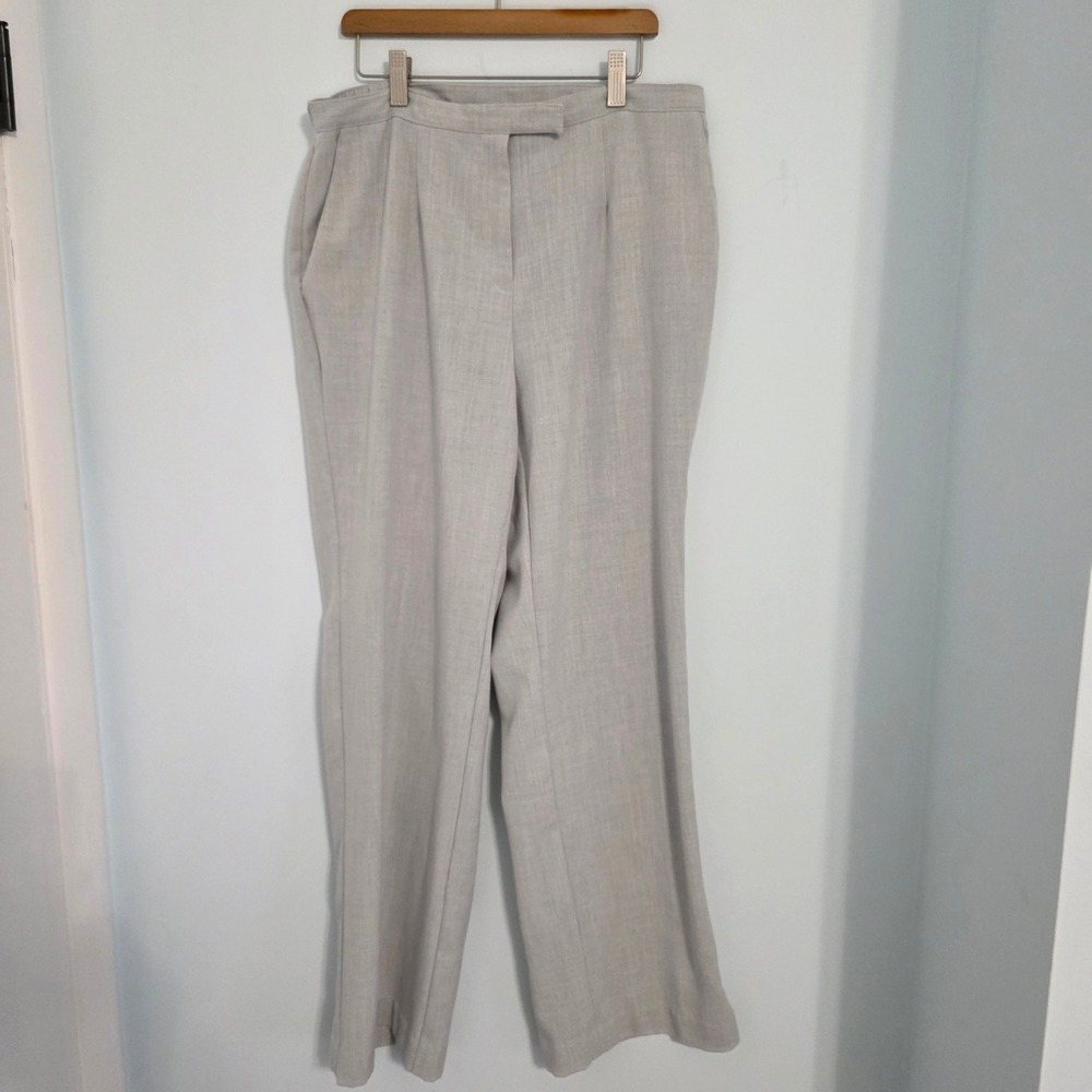 Sag Harbor Stretch Dress Pants Womens 10 Gray Straight Leg Pleated Trousers